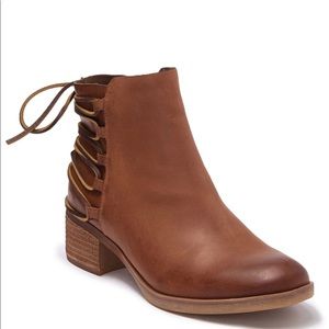 NWT Korks Lace Up Booties